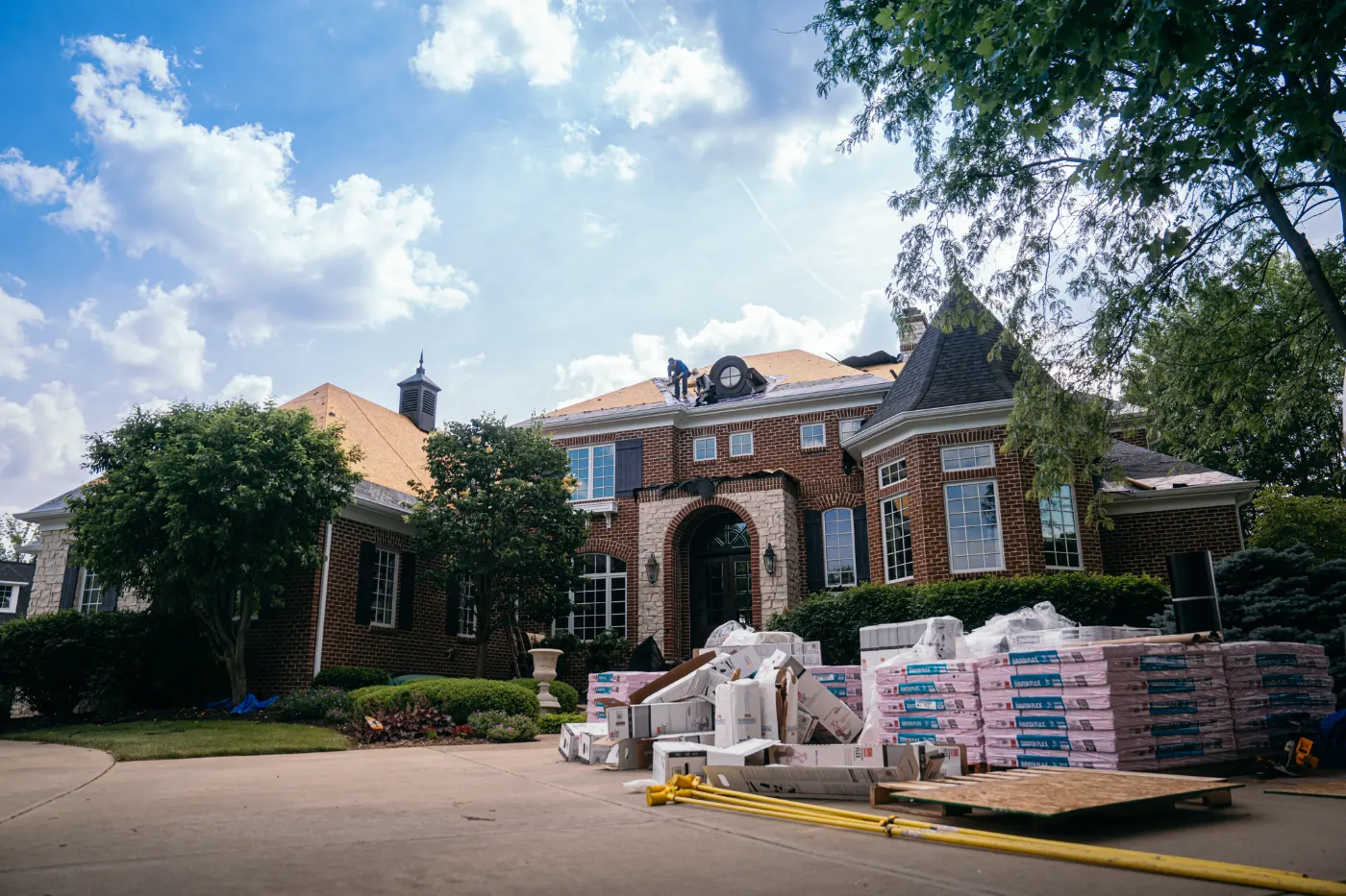 Tarping and dry-in on a Napoleon commercial roof